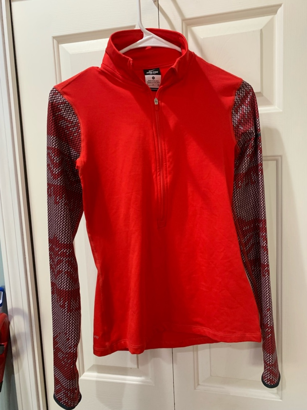 Nike Pro Dri-Fit 1/2 zip pullover size Small